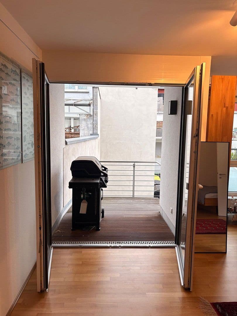 Pronájem bytu 1+1 50 m², Bonn, Severní Porýní-Vestfálsko Pronájem bytu 1+1 50 m², Bonn, Severní Porýní-Vestfálsko