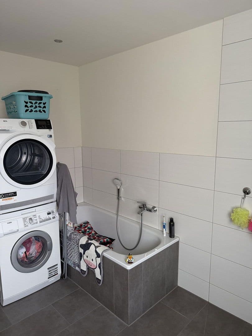 Pronájem bytu 3+1 71 m², Nibelungenweg 2, Plattling, Bavorsko Pronájem bytu 3+1 71 m², Nibelungenweg 2, Plattling, Bavorsko