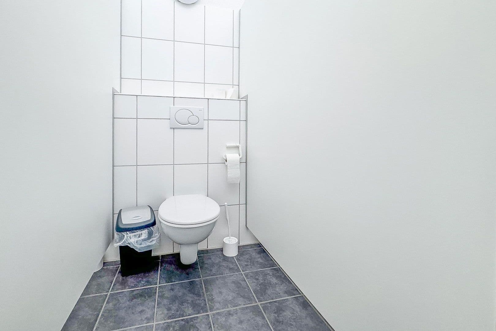 Pronájem nebytového prostoru 240 m², Stockumer Straße 28, Witten, Severní Porýní-Vestfálsko Pronájem nebytového prostoru 240 m², Stockumer Straße 28, Witten, Severní Porýní-Vestfálsko