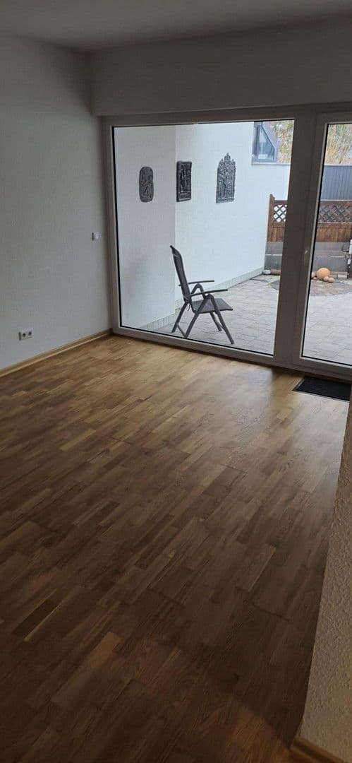 Pronájem domu 130 m², pozemek 435 m², Sterntalerweg 6, Köln - Rodenkirchen, Severní Porýní-Vestfálsko Pronájem domu 130 m², pozemek 435 m², Sterntalerweg 6, Köln - Rodenkirchen, Severní Porýní-Vestfálsko