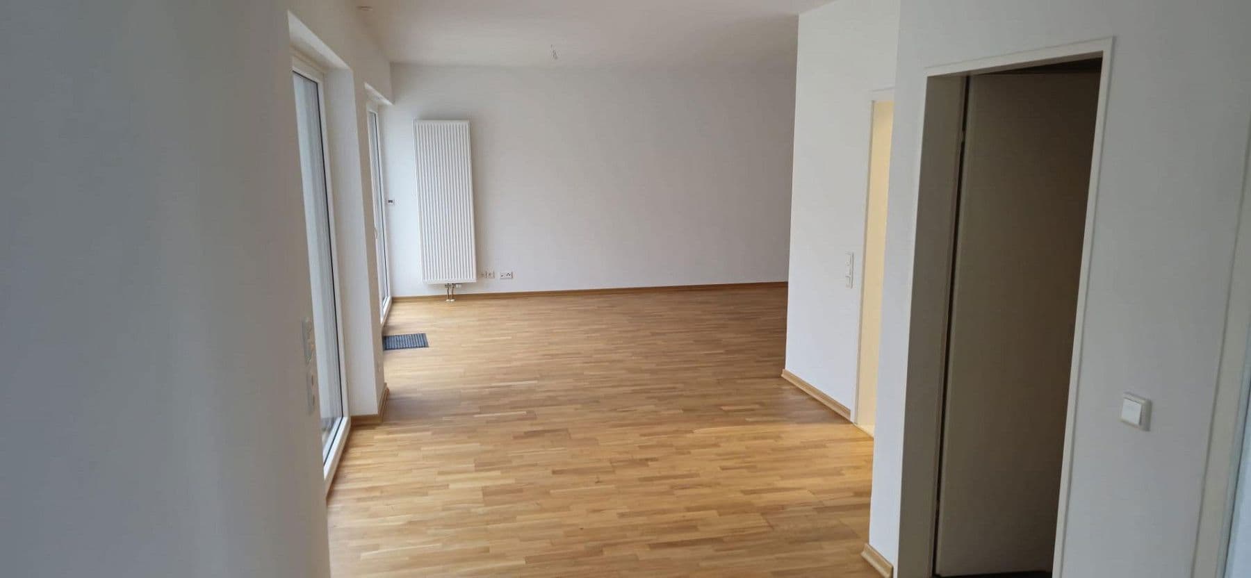 Pronájem domu 130 m², pozemek 435 m², Sterntalerweg 6, Köln - Rodenkirchen, Severní Porýní-Vestfálsko Pronájem domu 130 m², pozemek 435 m², Sterntalerweg 6, Köln - Rodenkirchen, Severní Porýní-Vestfálsko