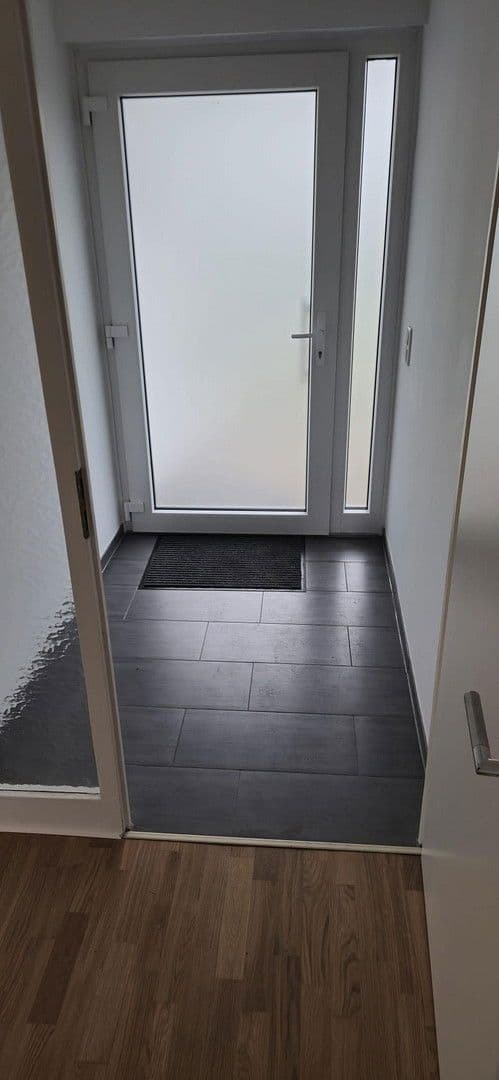 Pronájem domu 130 m², pozemek 435 m², Sterntalerweg 6, Köln - Rodenkirchen, Severní Porýní-Vestfálsko Pronájem domu 130 m², pozemek 435 m², Sterntalerweg 6, Köln - Rodenkirchen, Severní Porýní-Vestfálsko