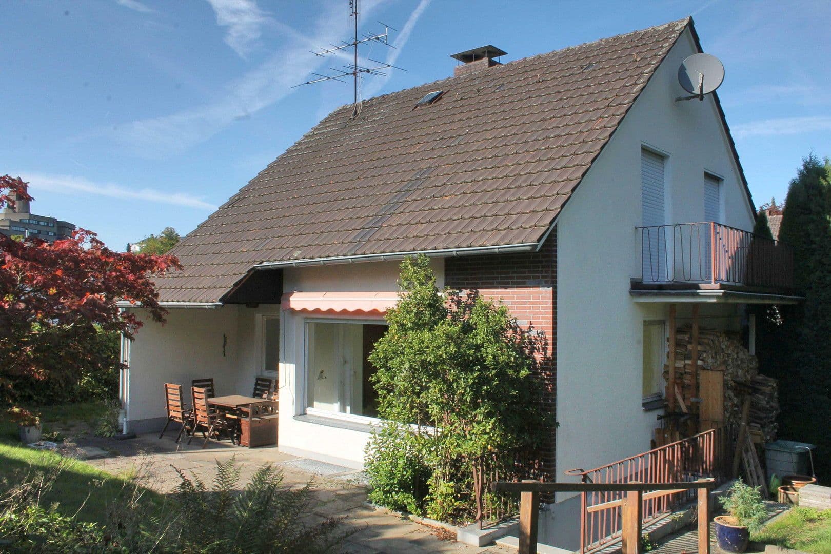 Prodej domu 110 m², pozemek 771 m², Am Gräfenweiher 10, Bergisch Gladbach, Severní Porýní-Vestfálsko Prodej domu 110 m², pozemek 771 m², Am Gräfenweiher 10, Bergisch Gladbach, Severní Porýní-Vestfálsko