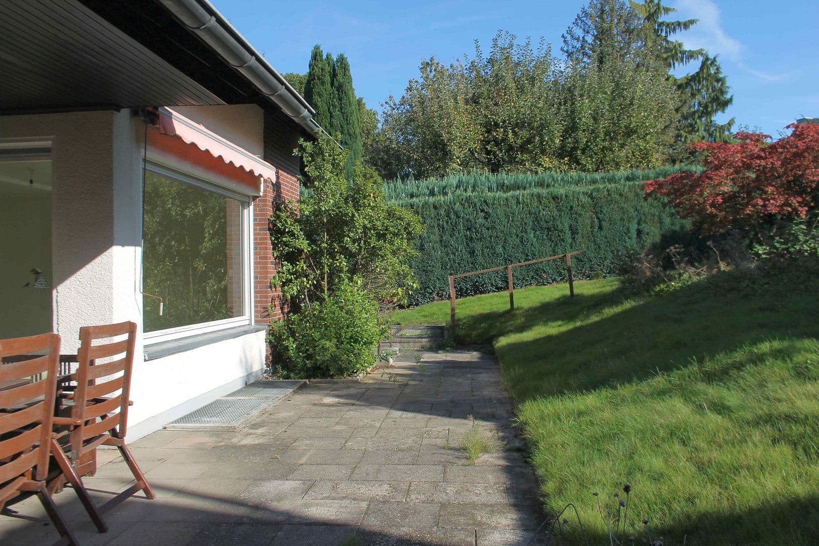 Prodej domu 110 m², pozemek 771 m², Am Gräfenweiher 10, Bergisch Gladbach, Severní Porýní-Vestfálsko Prodej domu 110 m², pozemek 771 m², Am Gräfenweiher 10, Bergisch Gladbach, Severní Porýní-Vestfálsko