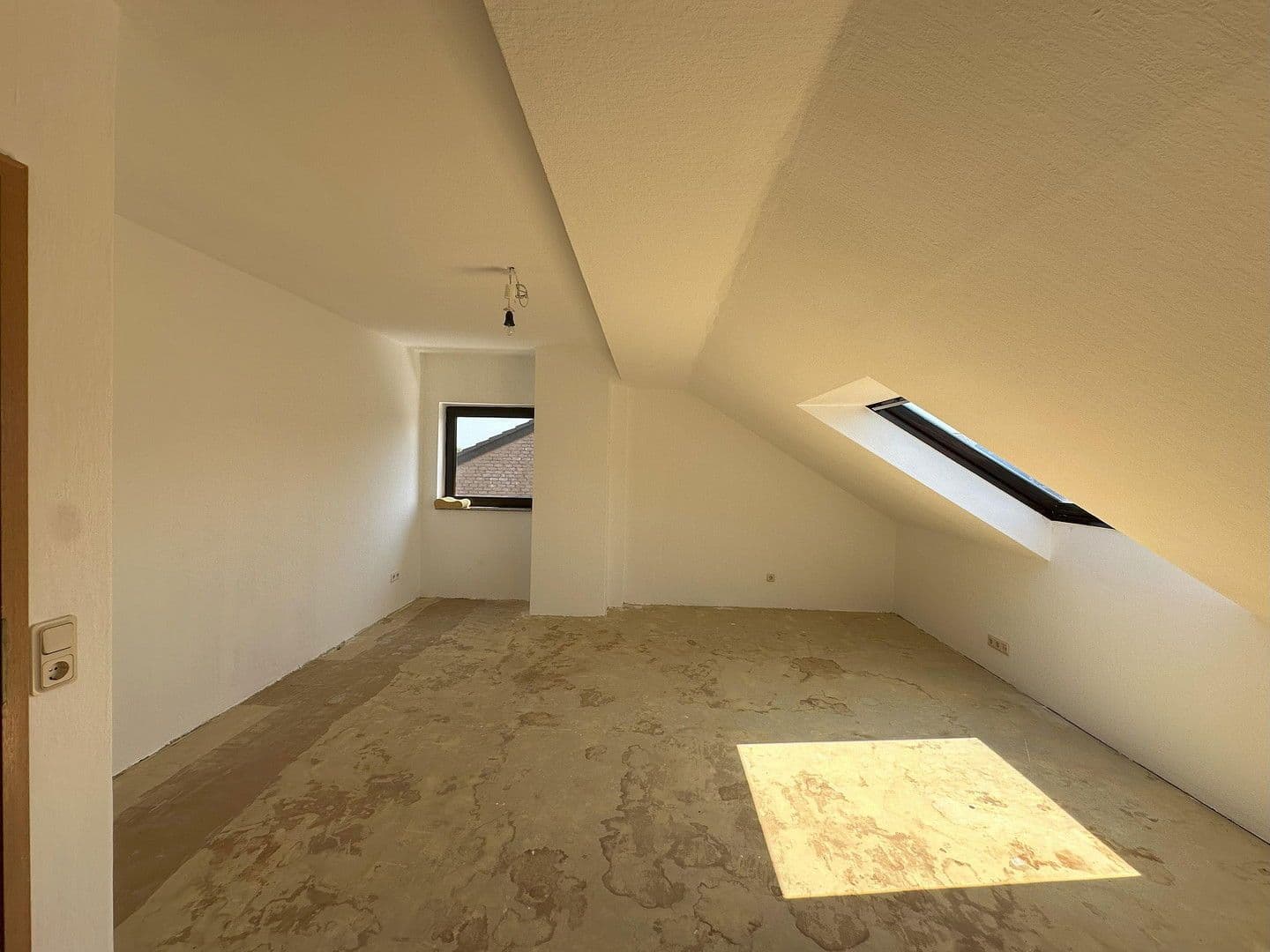 Prodej domu 180 m², pozemek 617 m², Elsdorf, Severní Porýní-Vestfálsko Prodej domu 180 m², pozemek 617 m², Elsdorf, Severní Porýní-Vestfálsko