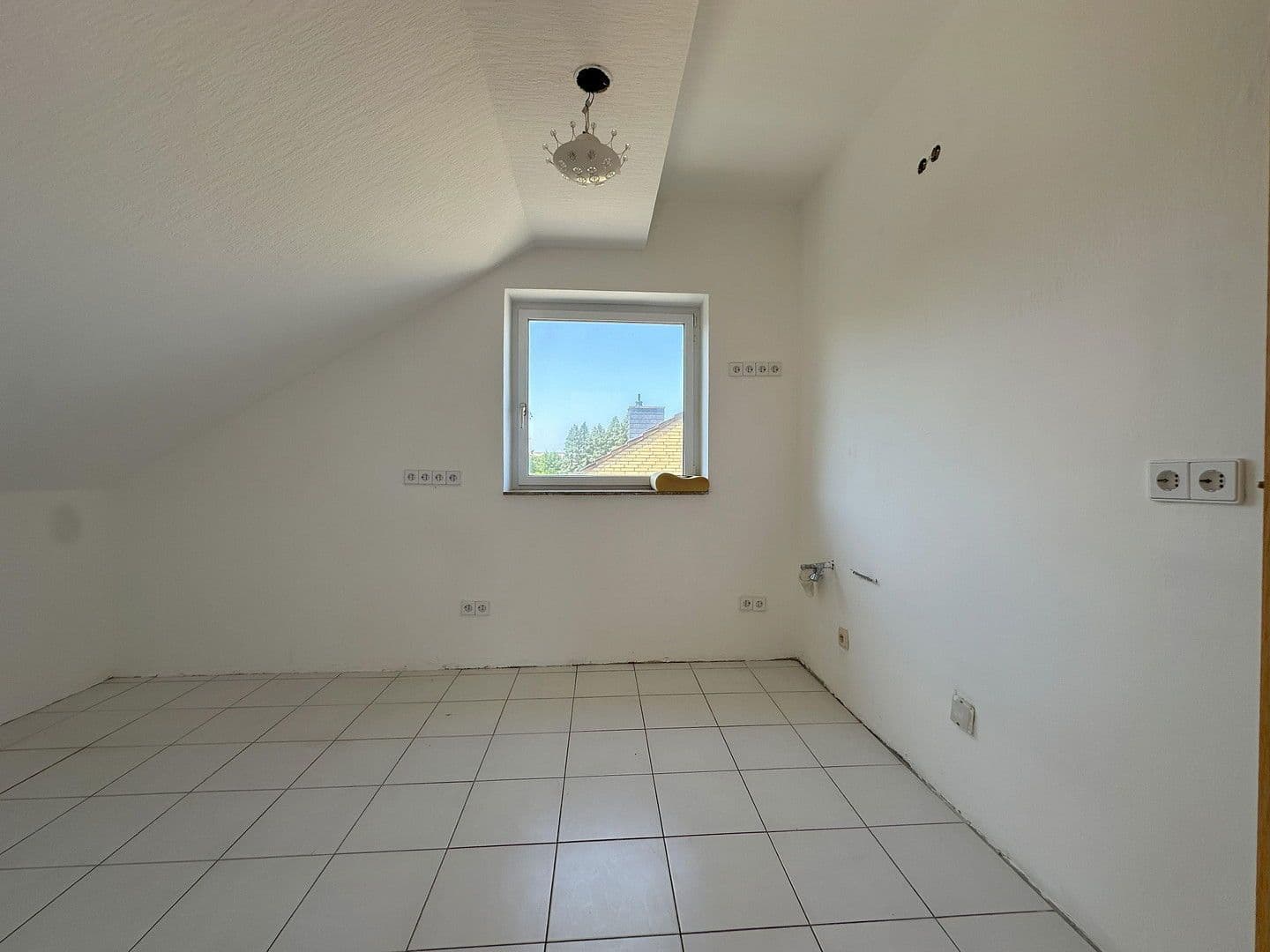 Prodej domu 180 m², pozemek 617 m², Elsdorf, Severní Porýní-Vestfálsko Prodej domu 180 m², pozemek 617 m², Elsdorf, Severní Porýní-Vestfálsko