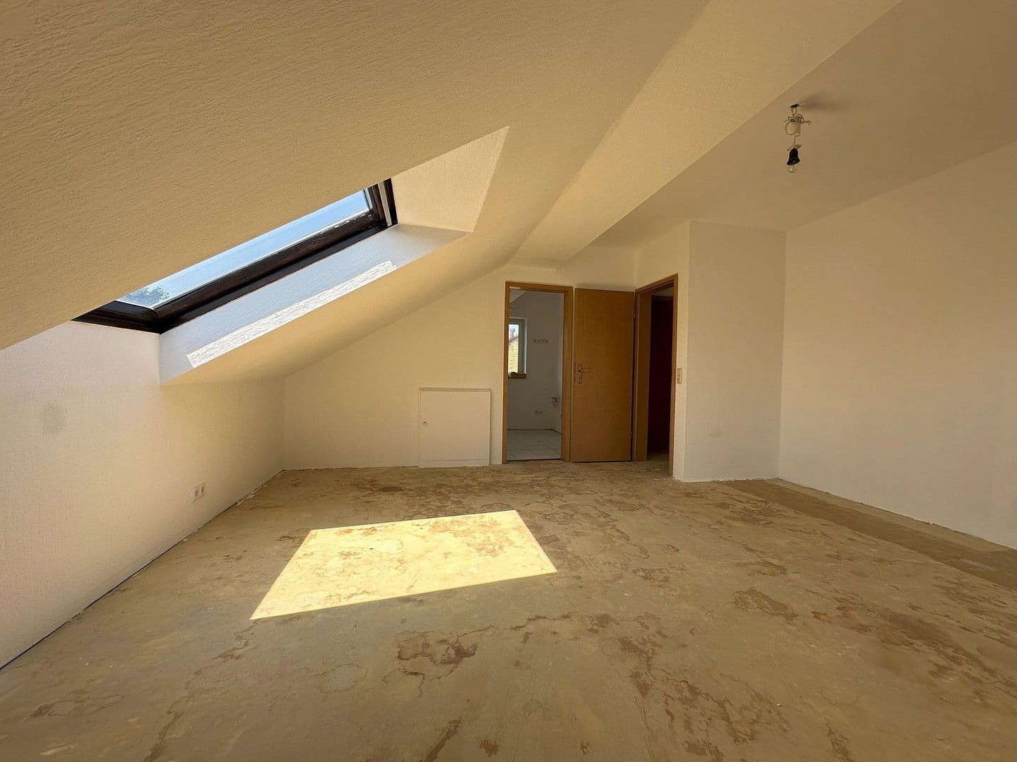 Prodej domu 180 m², pozemek 617 m², Elsdorf, Severní Porýní-Vestfálsko Prodej domu 180 m², pozemek 617 m², Elsdorf, Severní Porýní-Vestfálsko