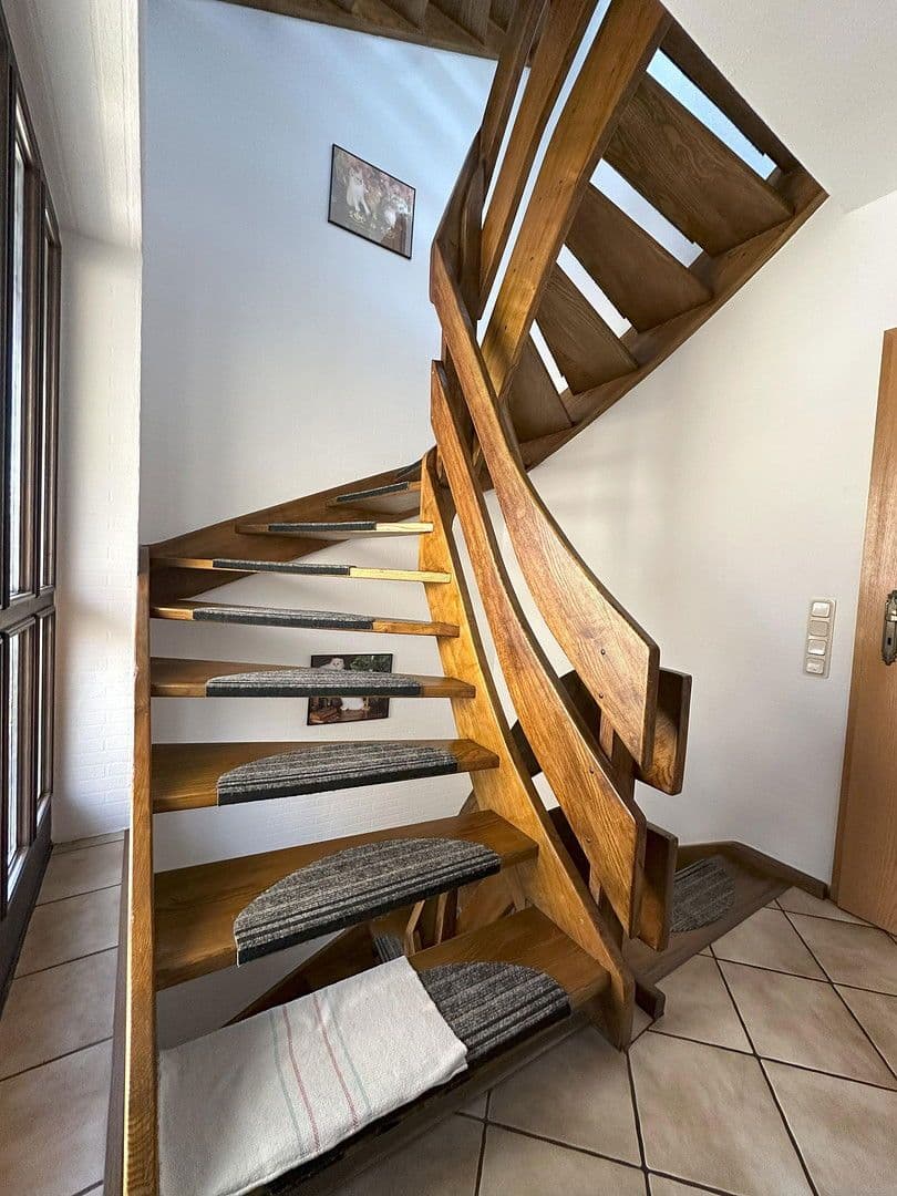 Prodej domu 180 m², pozemek 617 m², Elsdorf, Severní Porýní-Vestfálsko Prodej domu 180 m², pozemek 617 m², Elsdorf, Severní Porýní-Vestfálsko