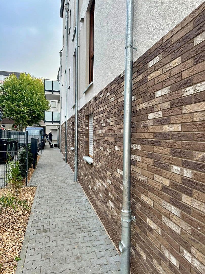 Pronájem bytu 2+1 44 m², Frankfurt, Hessen Pronájem bytu 2+1 44 m², Frankfurt, Hessen