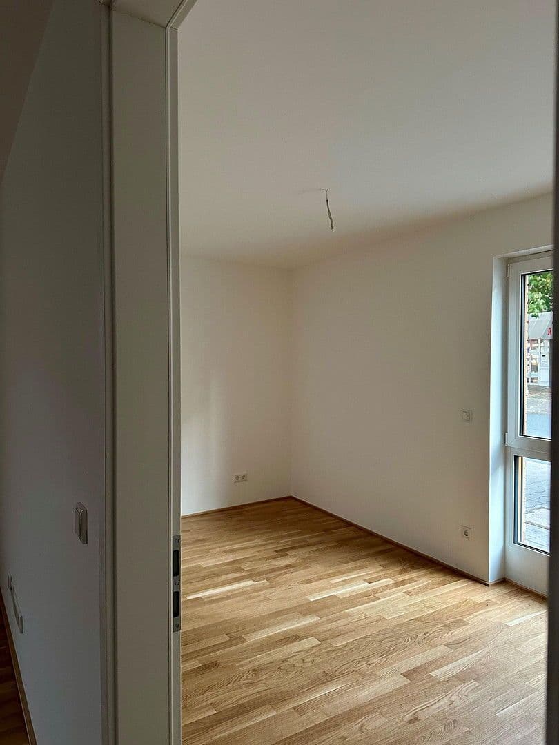 Pronájem bytu 2+1 44 m², Frankfurt, Hessen Pronájem bytu 2+1 44 m², Frankfurt, Hessen