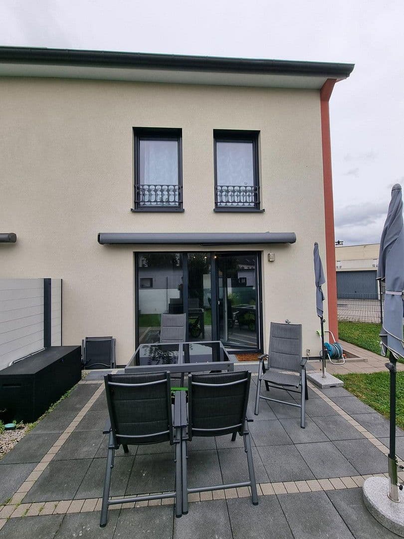 Prodej domu 116 m², pozemek 195 m², Weinheim, Bádensko-Württembersko Prodej domu 116 m², pozemek 195 m², Weinheim, Bádensko-Württembersko