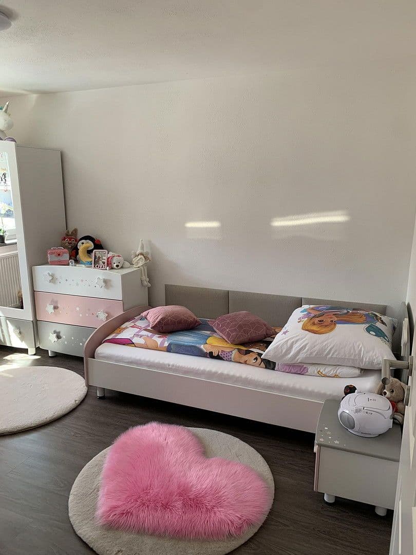 Prodej domu 110 m², pozemek 226 m², Isny im Allgäu, Bádensko-Württembersko Prodej domu 110 m², pozemek 226 m², Isny im Allgäu, Bádensko-Württembersko