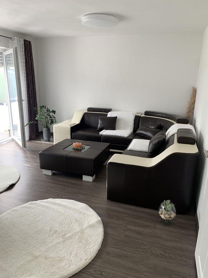 Prodej domu 110 m², pozemek 226 m², Isny im Allgäu, Bádensko-Württembersko Prodej domu 110 m², pozemek 226 m², Isny im Allgäu, Bádensko-Württembersko