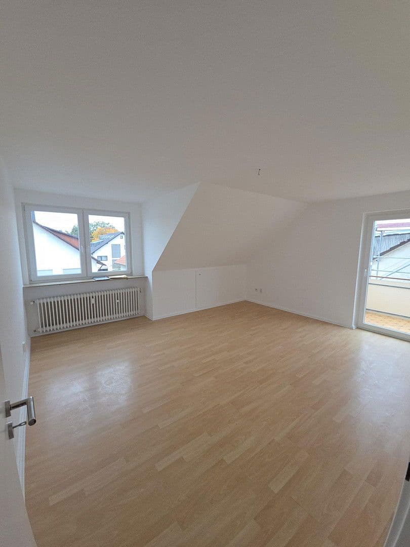 Pronájem bytu 3+1 60 m², Mörfelden-Walldorf, Hessen Pronájem bytu 3+1 60 m², Mörfelden-Walldorf, Hessen