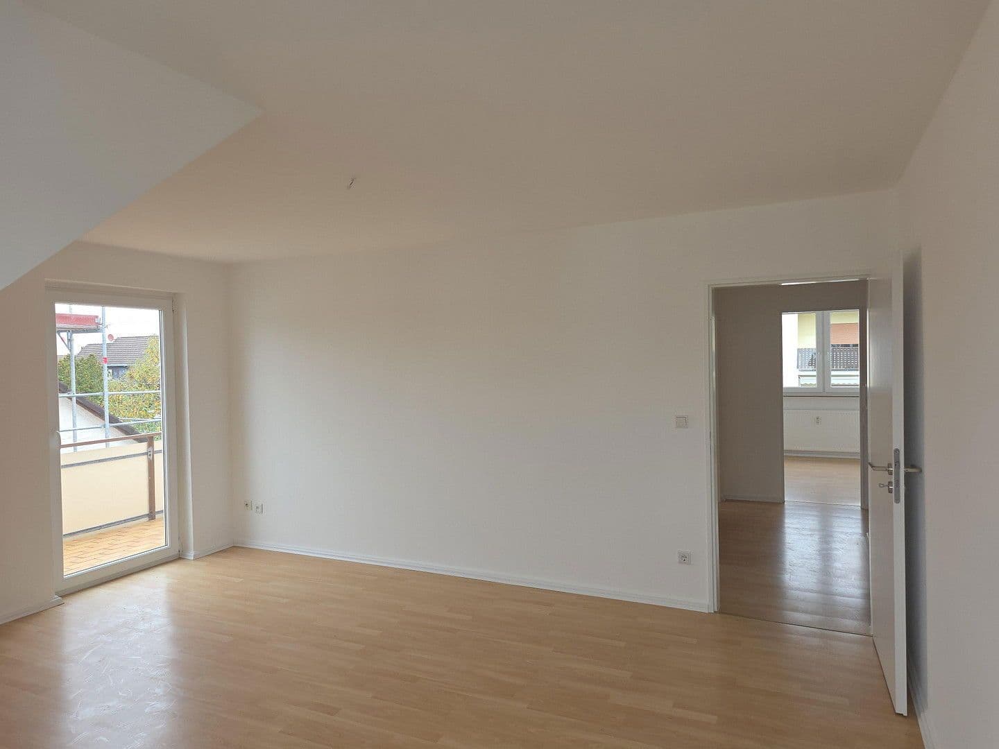 Pronájem bytu 3+1 60 m², Mörfelden-Walldorf, Hessen Pronájem bytu 3+1 60 m², Mörfelden-Walldorf, Hessen