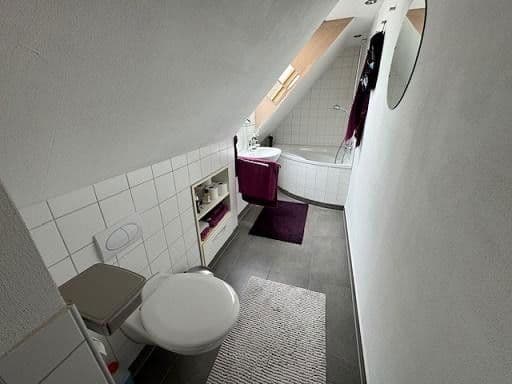 Prodej domu 228 m², pozemek 626 m², Wilhelmsdorf, Bádensko-Württembersko Prodej domu 228 m², pozemek 626 m², Wilhelmsdorf, Bádensko-Württembersko