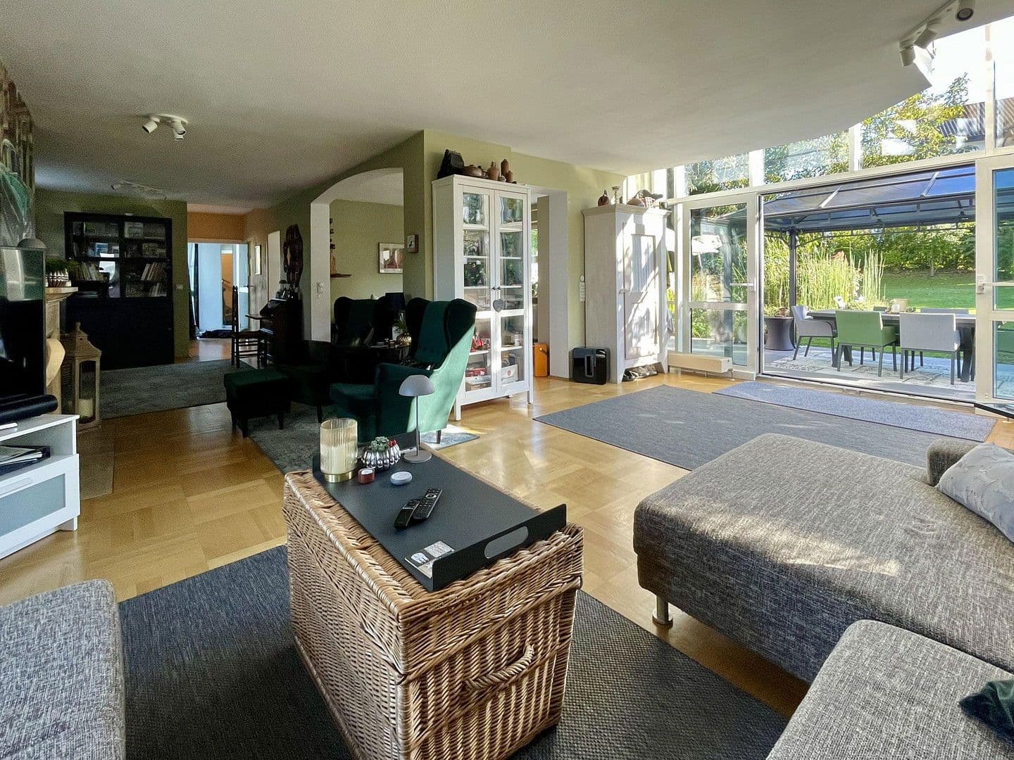 Prodej domu 254 m², pozemek 818 m², Pforzheim, Bádensko-Württembersko Prodej domu 254 m², pozemek 818 m², Pforzheim, Bádensko-Württembersko