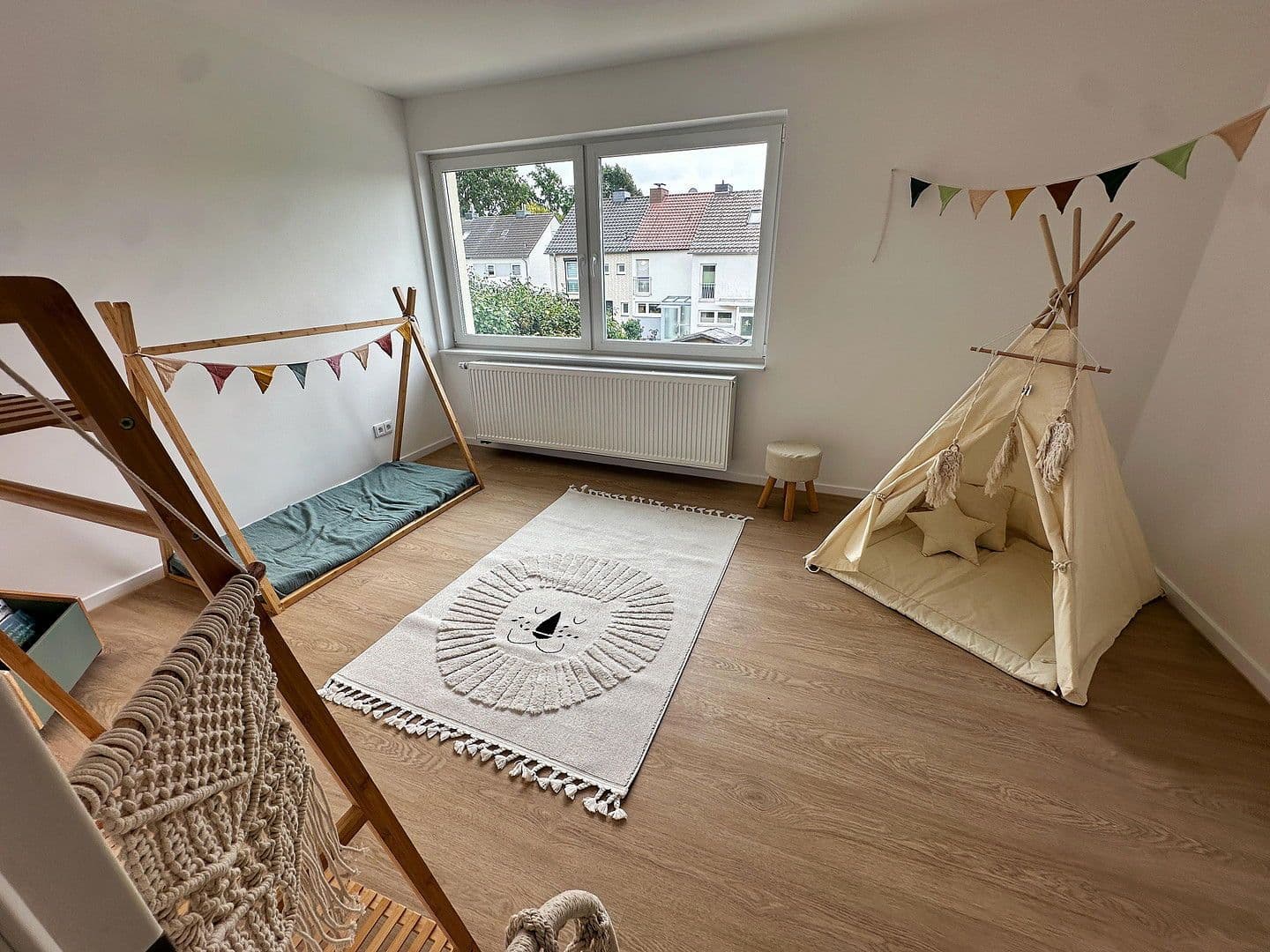 Prodej domu 94 m², pozemek 185 m², Braunschweig, Dolní Sasko Prodej domu 94 m², pozemek 185 m², Braunschweig, Dolní Sasko