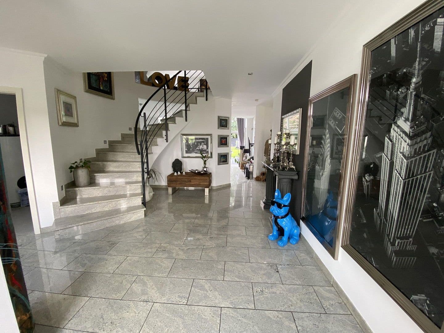 Prodej domu 220 m², pozemek 1.000 m², Voerde (Niederrhein), Severní Porýní-Vestfálsko Prodej domu 220 m², pozemek 1.000 m², Voerde (Niederrhein), Severní Porýní-Vestfálsko