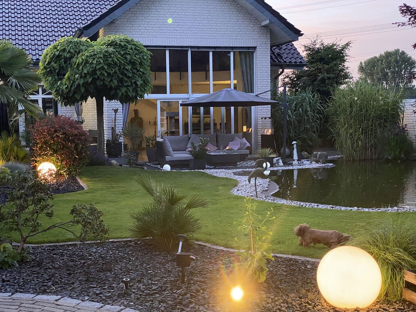 Prodej domu 220 m², pozemek 1.000 m², Voerde (Niederrhein), Severní Porýní-Vestfálsko Prodej domu 220 m², pozemek 1.000 m², Voerde (Niederrhein), Severní Porýní-Vestfálsko