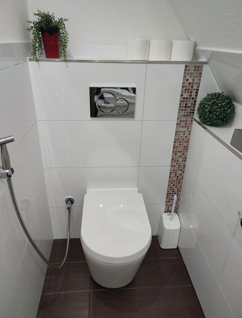 Prodej domu 85 m², pozemek 99 m², Lauffen am Neckar, Bádensko-Württembersko Prodej domu 85 m², pozemek 99 m², Lauffen am Neckar, Bádensko-Württembersko