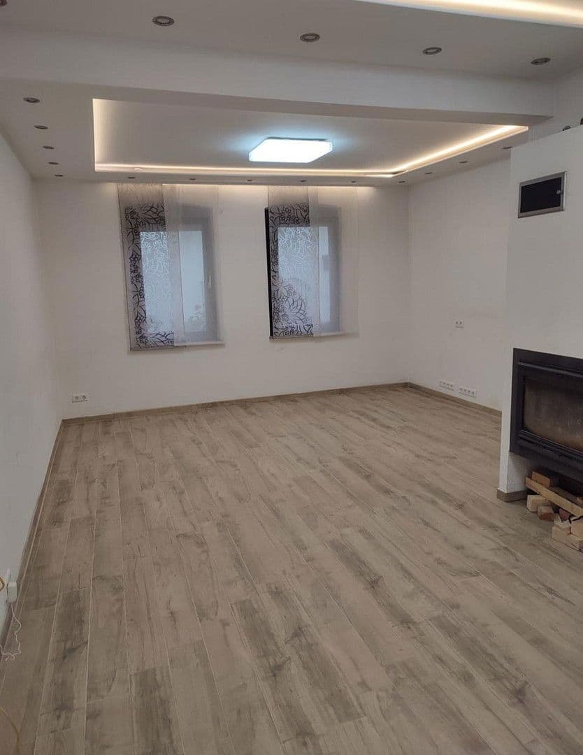 Prodej domu 85 m², pozemek 99 m², Lauffen am Neckar, Bádensko-Württembersko Prodej domu 85 m², pozemek 99 m², Lauffen am Neckar, Bádensko-Württembersko