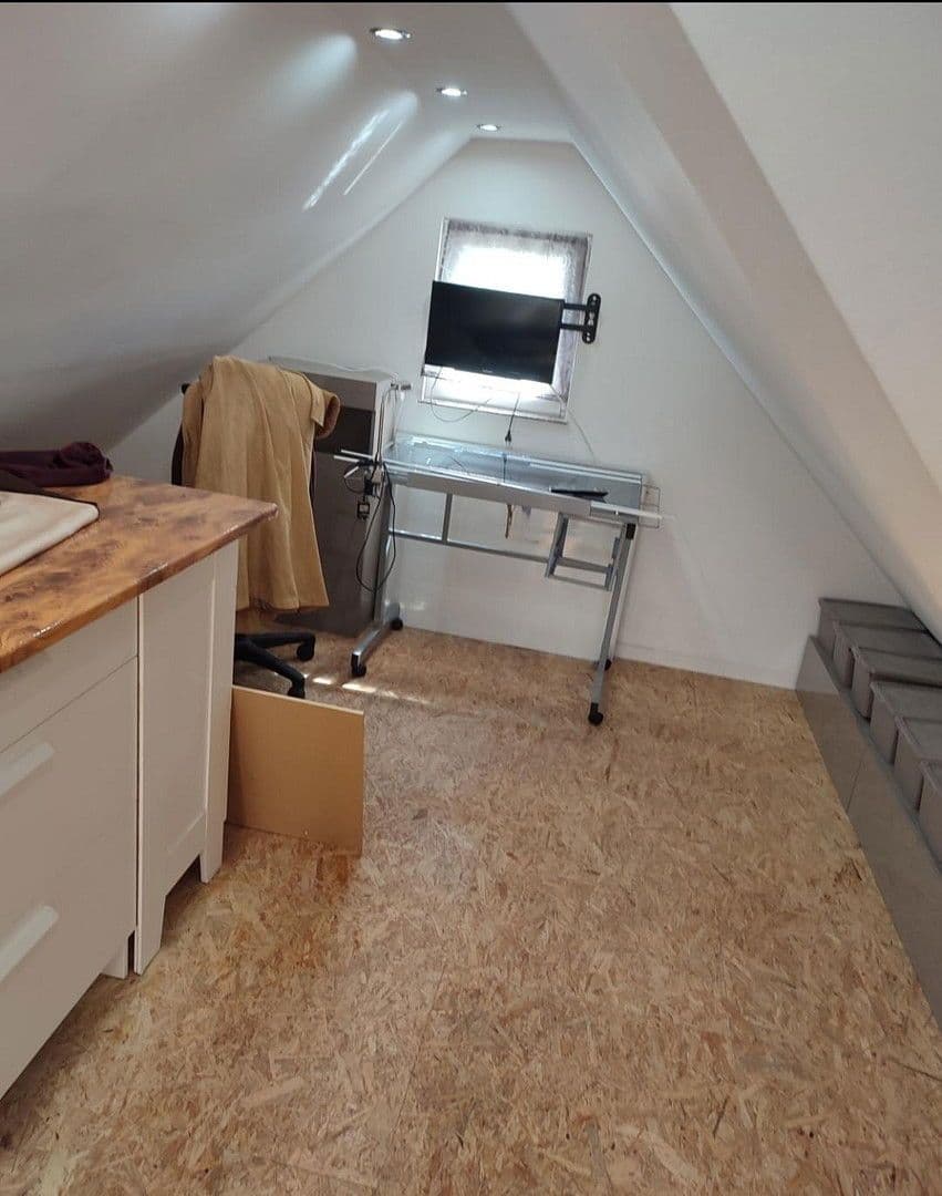 Prodej domu 85 m², pozemek 99 m², Lauffen am Neckar, Bádensko-Württembersko Prodej domu 85 m², pozemek 99 m², Lauffen am Neckar, Bádensko-Württembersko