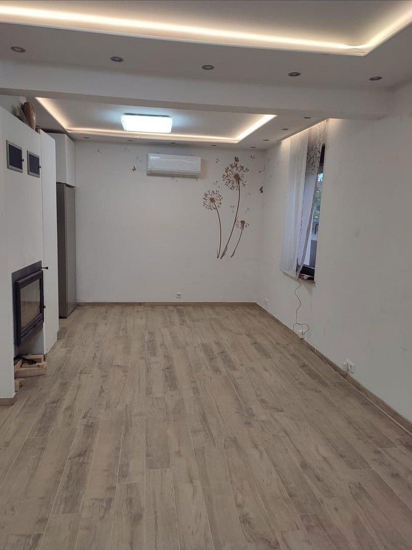 Prodej domu 85 m², pozemek 99 m², Lauffen am Neckar, Bádensko-Württembersko Prodej domu 85 m², pozemek 99 m², Lauffen am Neckar, Bádensko-Württembersko