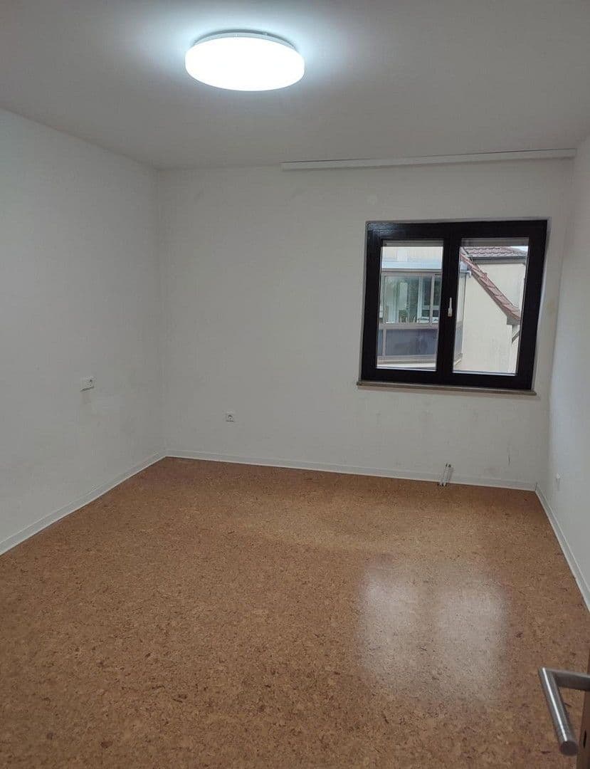Prodej domu 85 m², pozemek 99 m², Lauffen am Neckar, Bádensko-Württembersko Prodej domu 85 m², pozemek 99 m², Lauffen am Neckar, Bádensko-Württembersko