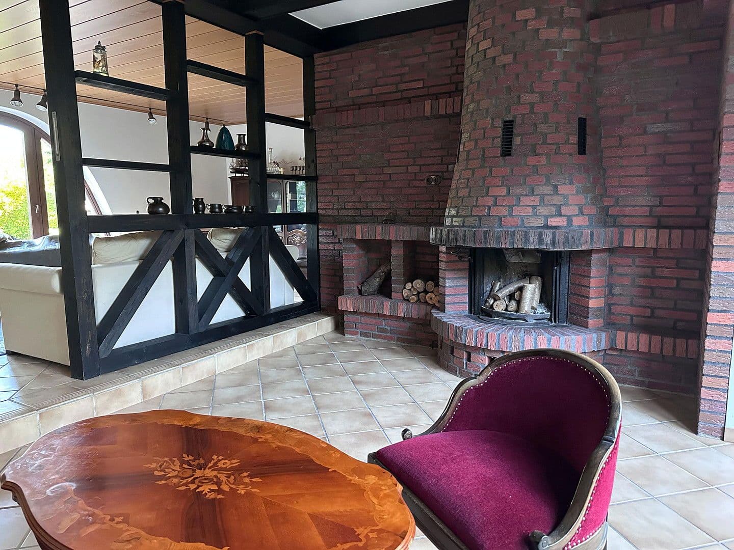 Prodej domu 210 m², pozemek 1.066 m², Vechelde, Dolní Sasko Prodej domu 210 m², pozemek 1.066 m², Vechelde, Dolní Sasko