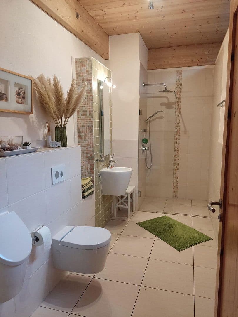 Prodej domu 223 m², pozemek 922 m², Falkensee, Braniborsko Prodej domu 223 m², pozemek 922 m², Falkensee, Braniborsko