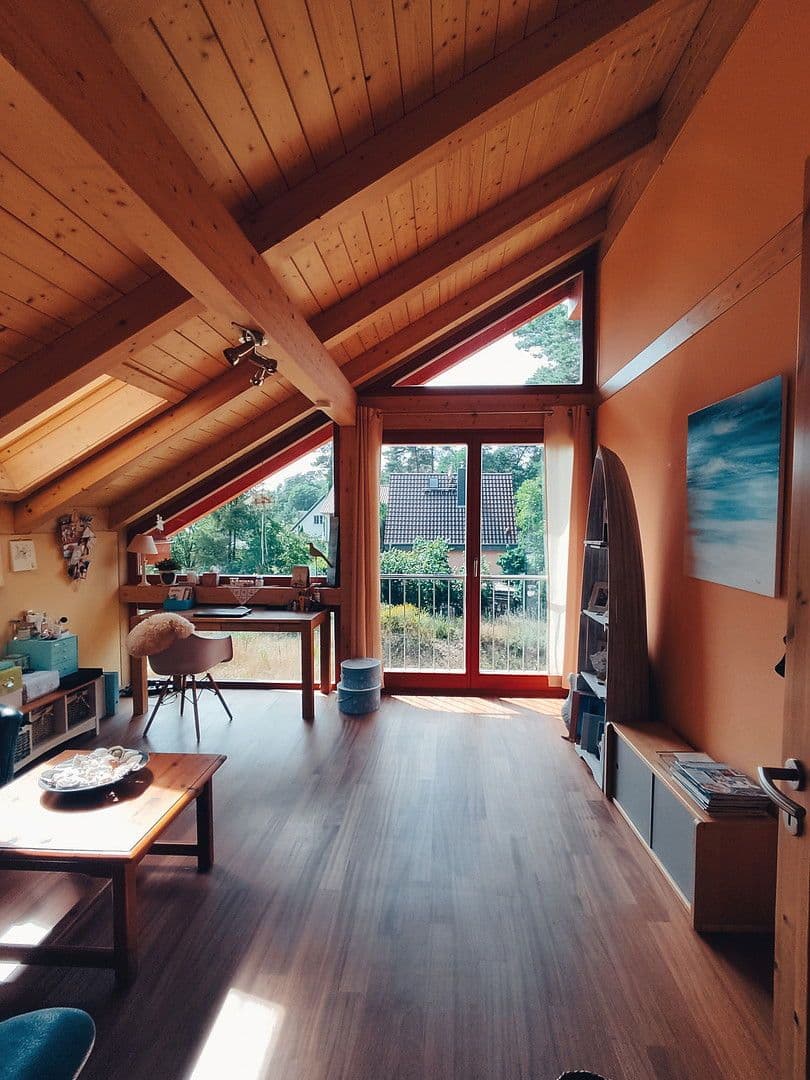 Prodej domu 223 m², pozemek 922 m², Falkensee, Braniborsko Prodej domu 223 m², pozemek 922 m², Falkensee, Braniborsko