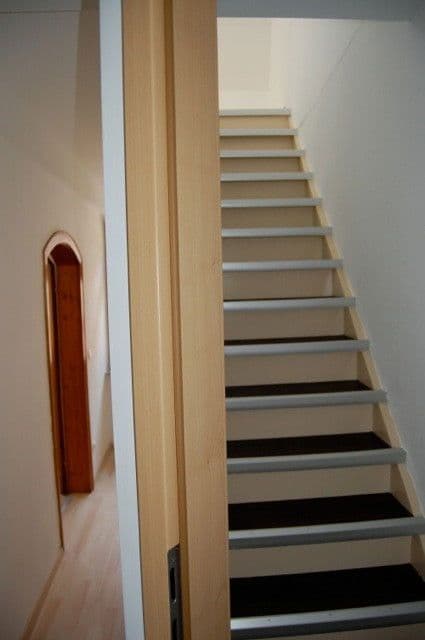 Pronájem domu 102 m², pozemek 98 m², Kuttlerstr. 15, Erlangen, Bavorsko Pronájem domu 102 m², pozemek 98 m², Kuttlerstr. 15, Erlangen, Bavorsko