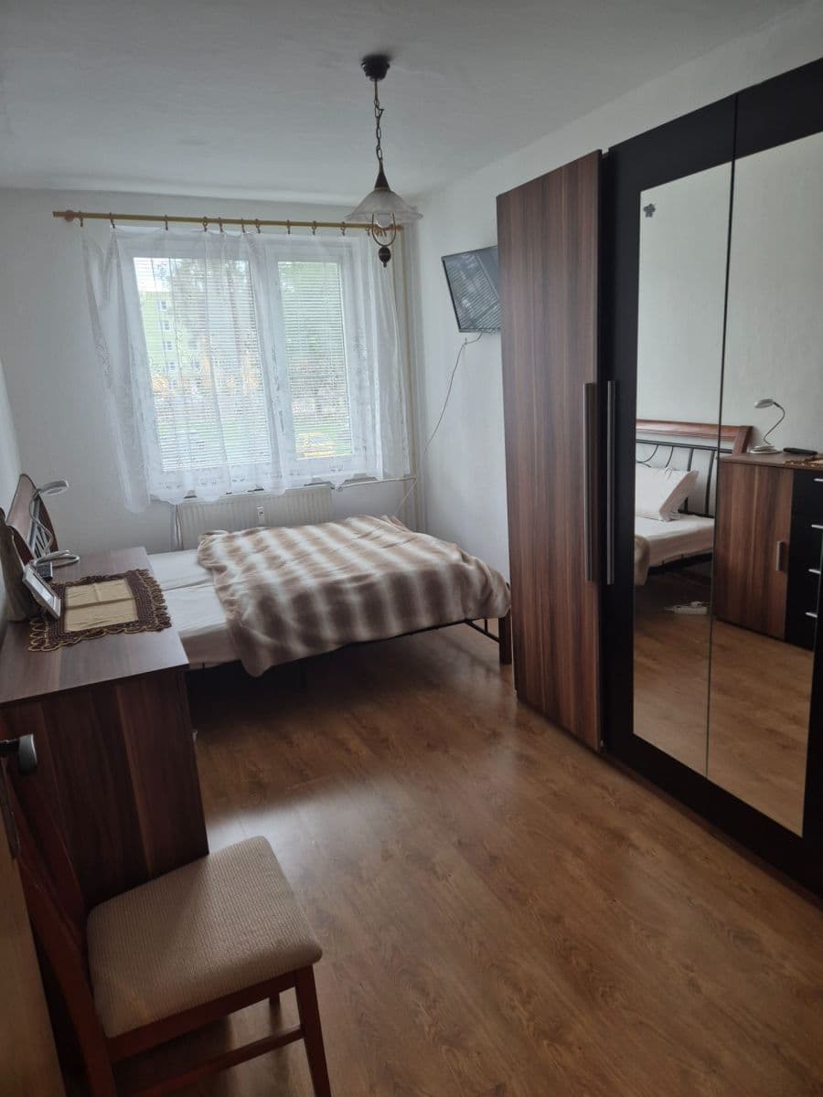 Pronájem bytu 3+1 65 m², Turzovka, Žilinský kraj Pronájem bytu 3+1 65 m², Turzovka, Žilinský kraj