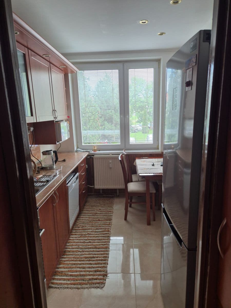 Pronájem bytu 3+1 65 m², Turzovka, Žilinský kraj Pronájem bytu 3+1 65 m², Turzovka, Žilinský kraj