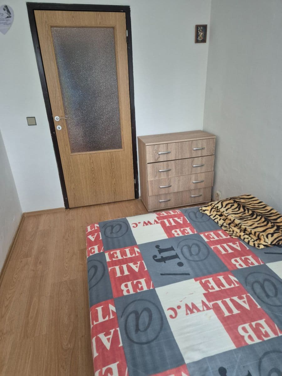 Pronájem bytu 3+1 65 m², Turzovka, Žilinský kraj Pronájem bytu 3+1 65 m², Turzovka, Žilinský kraj