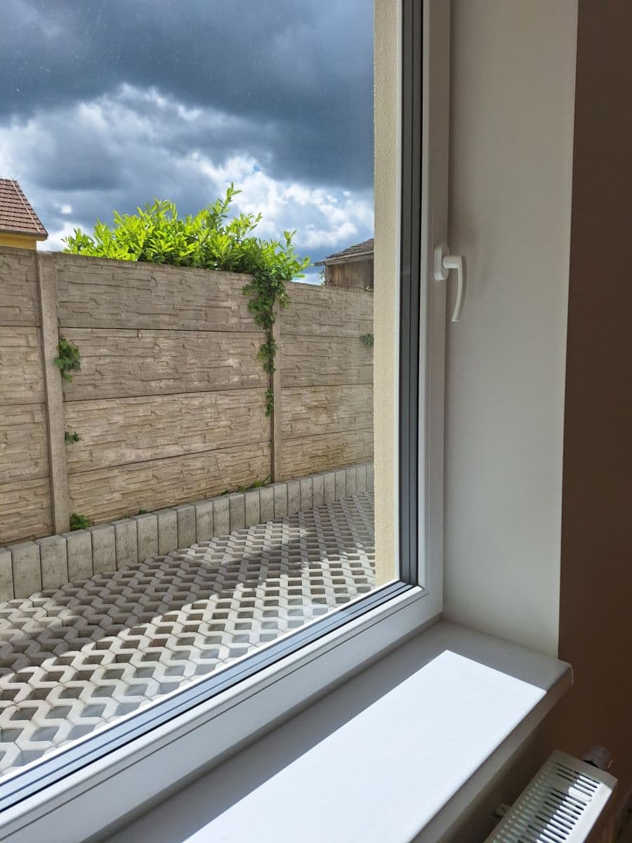 Pronájem bytu 2+kk 57 m², Široká, Říčany, Středočeský kraj Pronájem bytu 2+kk 57 m², Široká, Říčany, Středočeský kraj