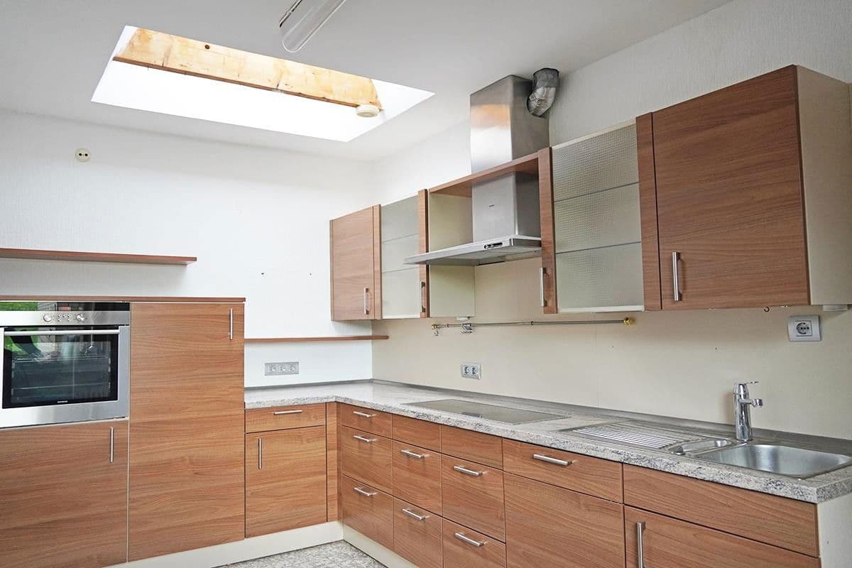 Prodej domu 171 m², pozemek 3.806 m², Untersteinbach 1, Bergisch Gladbach, Severní Porýní-Vestfálsko Prodej domu 171 m², pozemek 3.806 m², Untersteinbach 1, Bergisch Gladbach, Severní Porýní-Vestfálsko