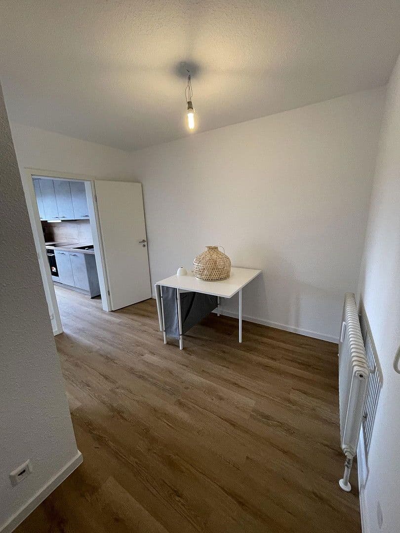 Pronájem bytu 2+kk 55 m², Karlstr. 7, Böblingen, Bádensko-Württembersko Pronájem bytu 2+kk 55 m², Karlstr. 7, Böblingen, Bádensko-Württembersko