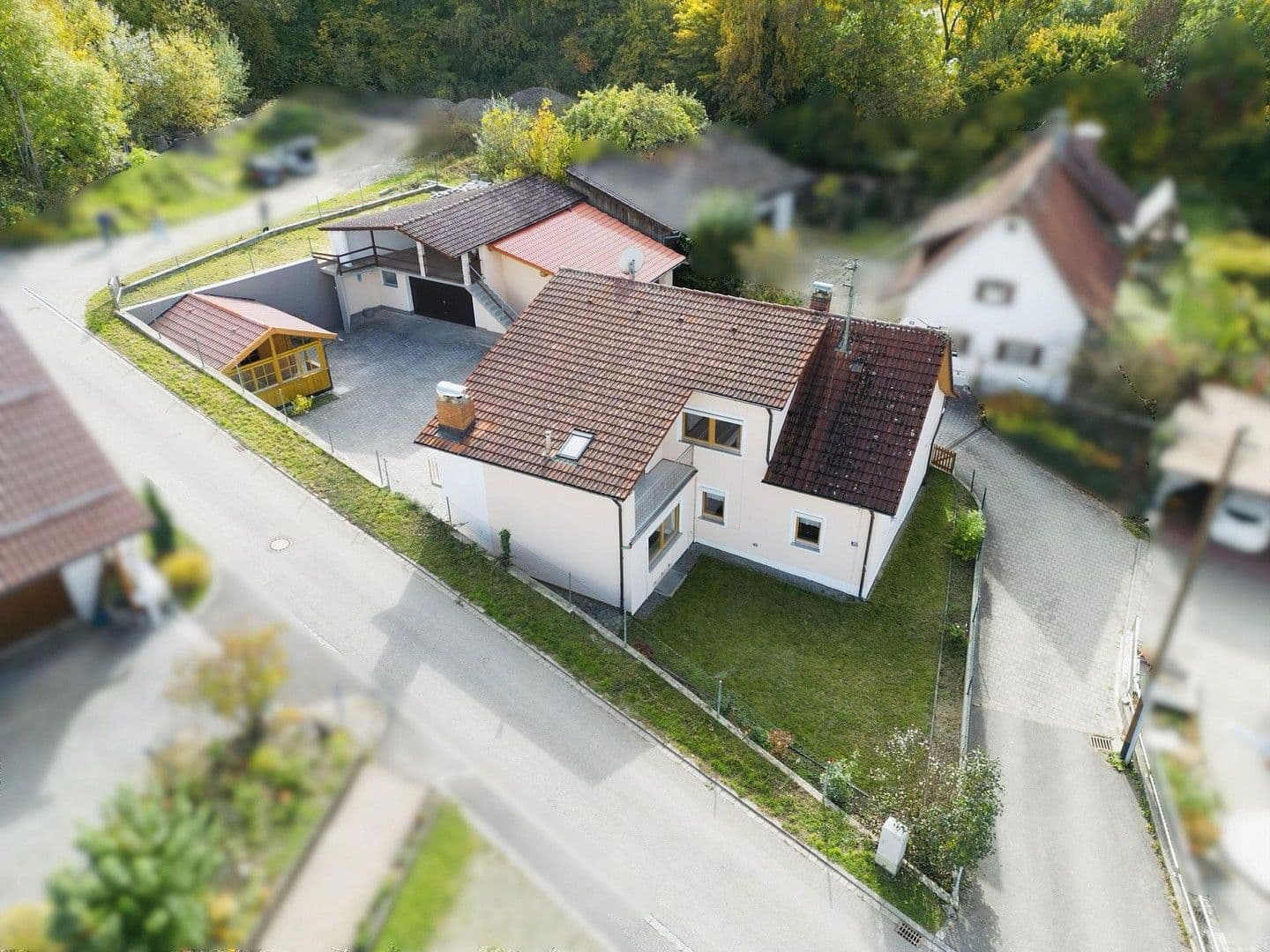 Prodej domu 160 m², pozemek 771 m², Bergmannstraße 16, Au in der Hallertau, Bavorsko Prodej domu 160 m², pozemek 771 m², Bergmannstraße 16, Au in der Hallertau, Bavorsko