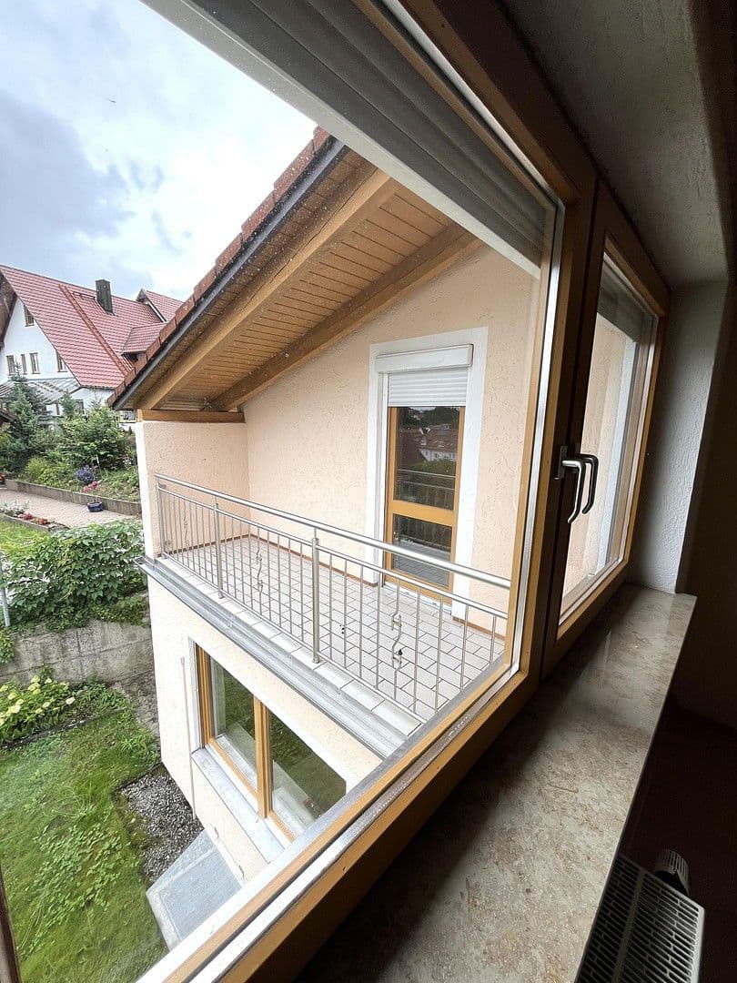 Prodej domu 160 m², pozemek 771 m², Bergmannstraße 16, Au in der Hallertau, Bavorsko Prodej domu 160 m², pozemek 771 m², Bergmannstraße 16, Au in der Hallertau, Bavorsko