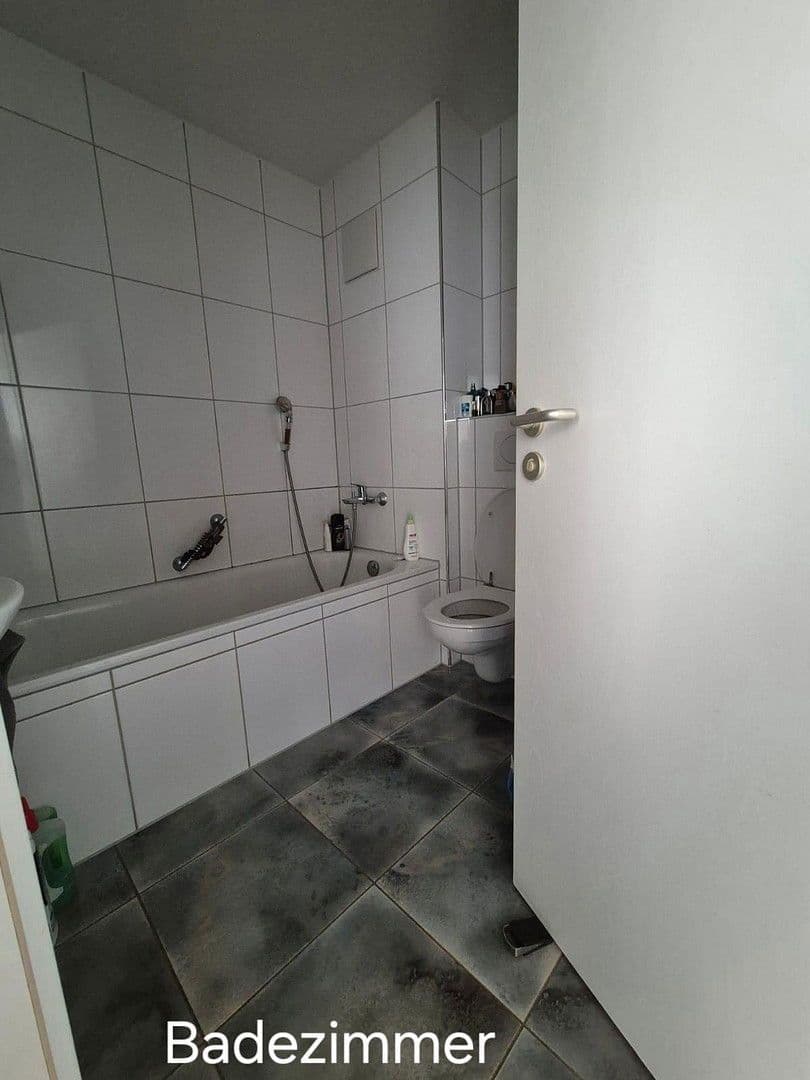 Prodej domu 136 m², pozemek 276 m², Ammerbuch, Bádensko-Württembersko Prodej domu 136 m², pozemek 276 m², Ammerbuch, Bádensko-Württembersko