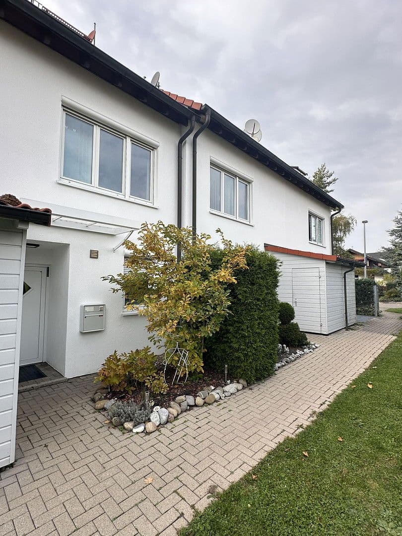 Prodej domu 136 m², pozemek 276 m², Ammerbuch, Bádensko-Württembersko Prodej domu 136 m², pozemek 276 m², Ammerbuch, Bádensko-Württembersko