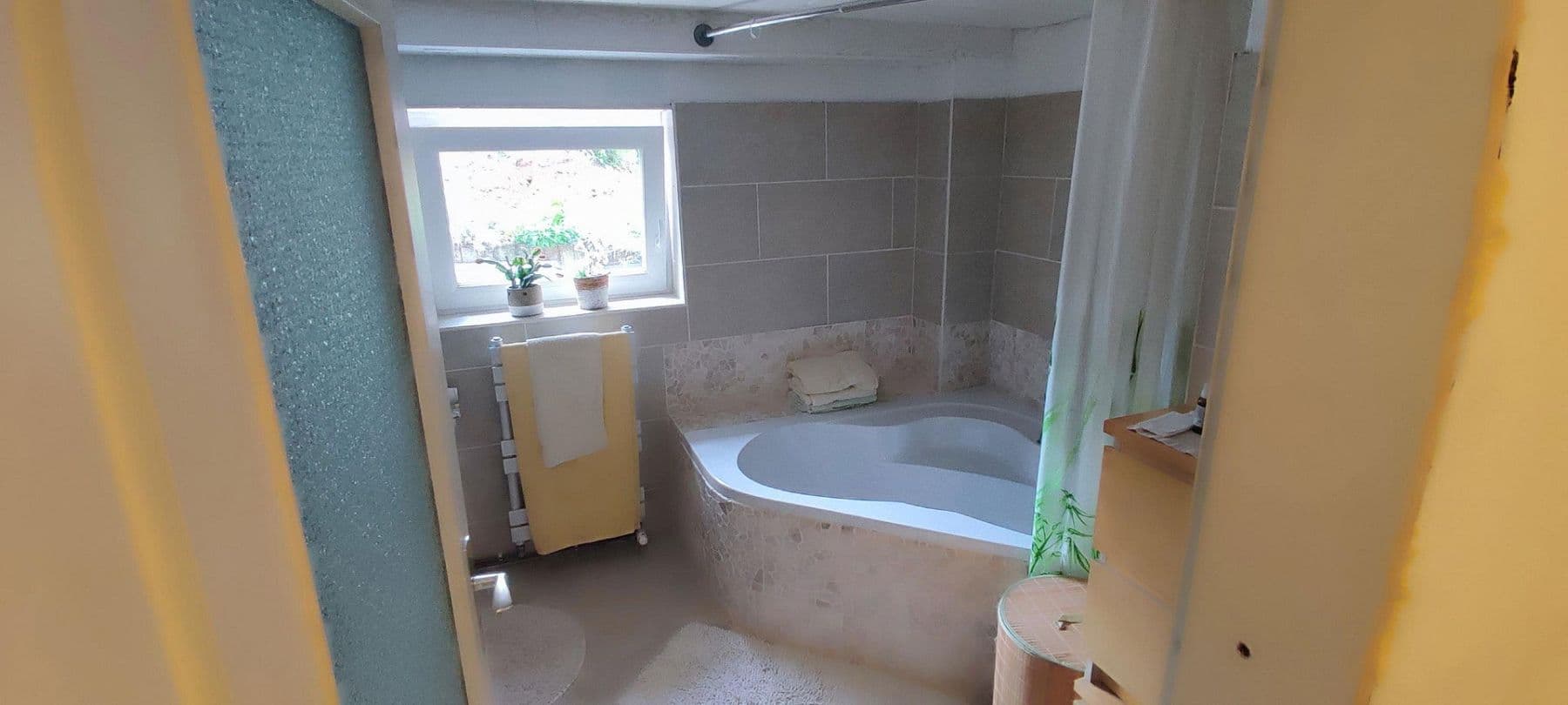 Prodej domu 185 m², pozemek 996 m², Kaiserslautern, Porýní-Falc Prodej domu 185 m², pozemek 996 m², Kaiserslautern, Porýní-Falc