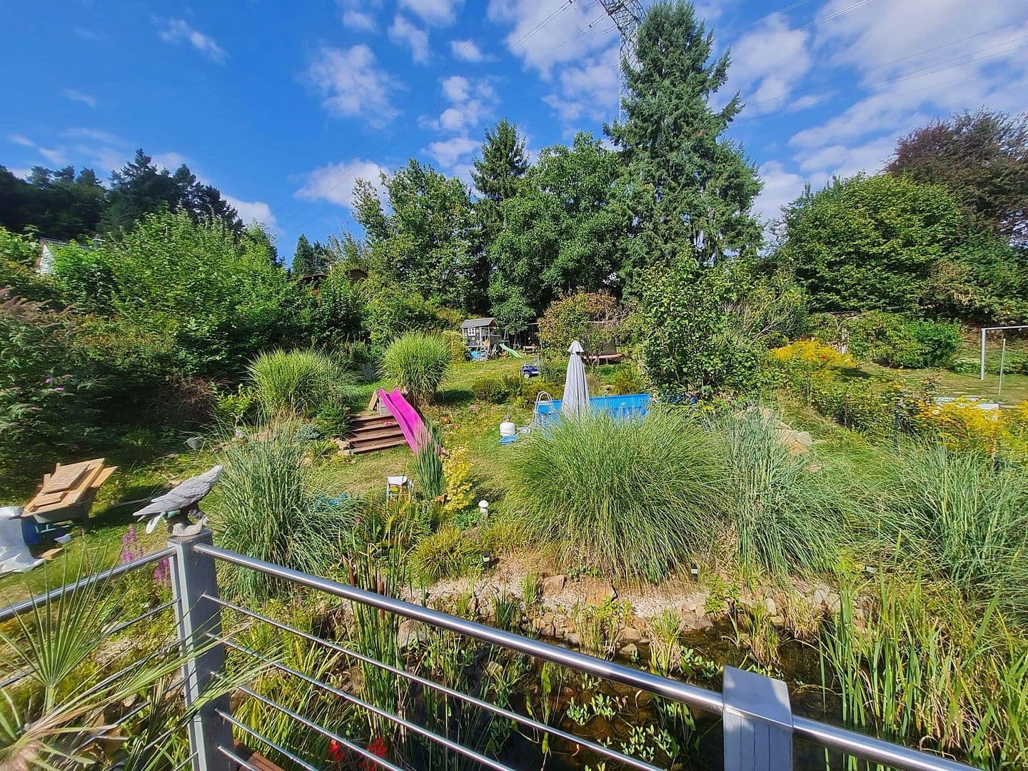 Prodej domu 185 m², pozemek 996 m², Kaiserslautern, Porýní-Falc Prodej domu 185 m², pozemek 996 m², Kaiserslautern, Porýní-Falc