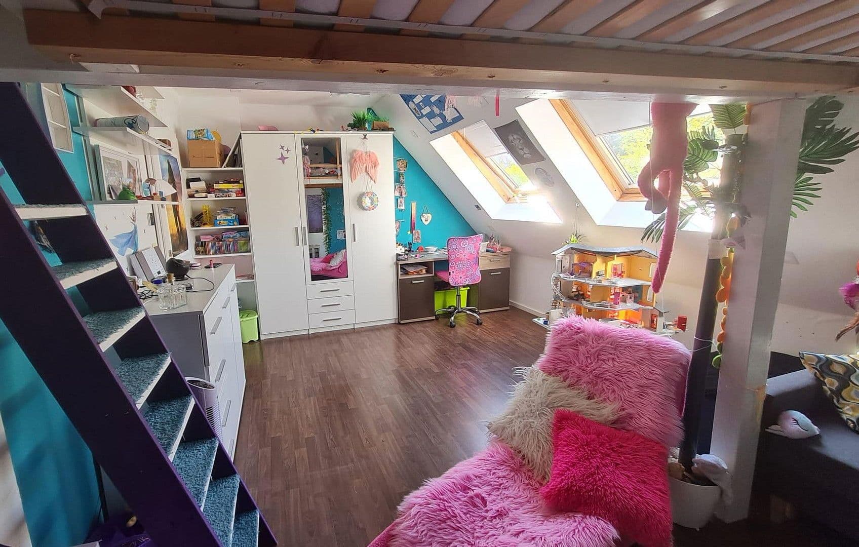 Prodej domu 185 m², pozemek 996 m², Kaiserslautern, Porýní-Falc Prodej domu 185 m², pozemek 996 m², Kaiserslautern, Porýní-Falc