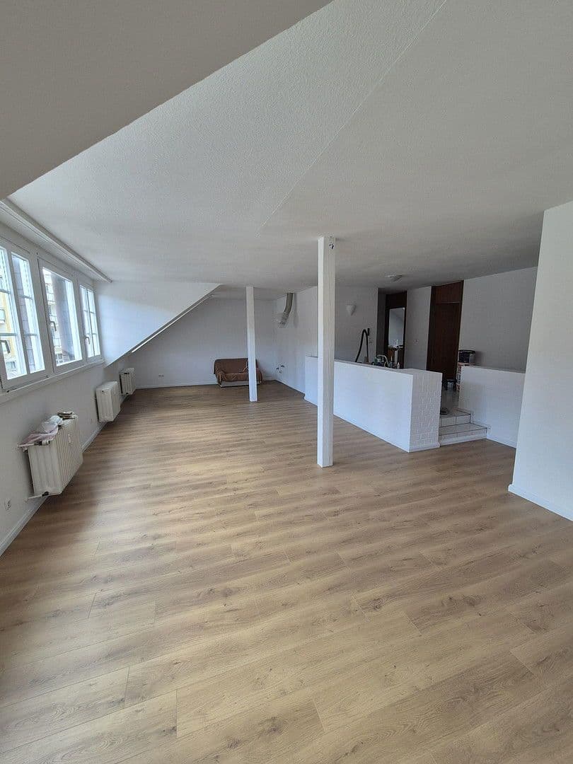 Pronájem bytu 3+1 104 m², Akademiestraße, 18, Karlsruhe, Bádensko-Württembersko Pronájem bytu 3+1 104 m², Akademiestraße, 18, Karlsruhe, Bádensko-Württembersko