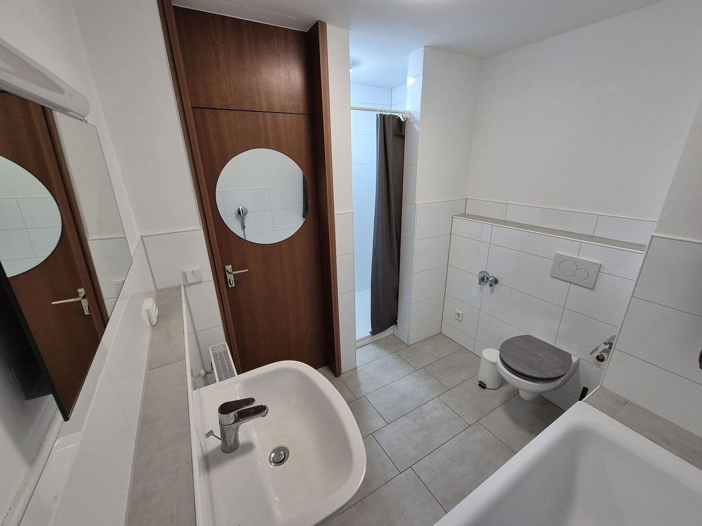 Pronájem bytu 3+1 104 m², Akademiestraße, 18, Karlsruhe, Bádensko-Württembersko Pronájem bytu 3+1 104 m², Akademiestraße, 18, Karlsruhe, Bádensko-Württembersko