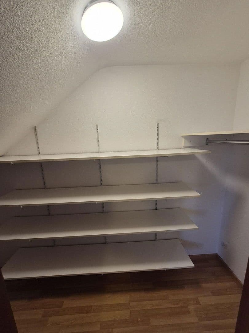 Pronájem bytu 3+1 104 m², Akademiestraße, 18, Karlsruhe, Bádensko-Württembersko Pronájem bytu 3+1 104 m², Akademiestraße, 18, Karlsruhe, Bádensko-Württembersko