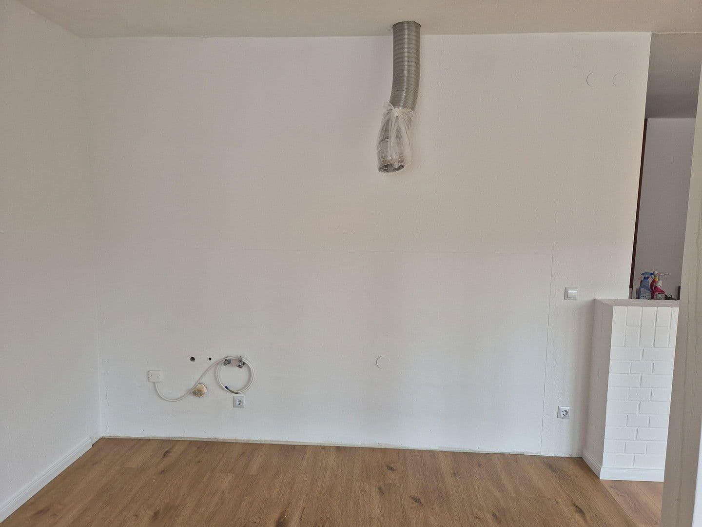 Pronájem bytu 3+1 104 m², Akademiestraße, 18, Karlsruhe, Bádensko-Württembersko Pronájem bytu 3+1 104 m², Akademiestraße, 18, Karlsruhe, Bádensko-Württembersko